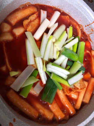 두번째 국떡 국가대표 떡볶이 1팩 + 영미칩 2봉 증정 — 5점을 준 리뷰어가 2019년 2월 올린 사용 사진
