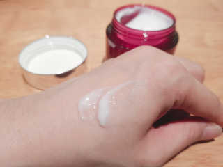 젠지아 플라센타 앰플크림 70ml — 5점을 준 리뷰어가 2019년 8월 올린 사용 사진