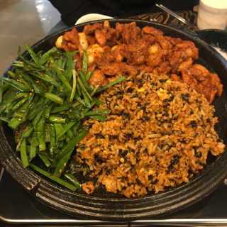 고향원조숯불닭갈비 [고향산천원조숯불닭갈비] 뼈없는 숯불닭갈비 2인세트 — 5점을 준 리뷰어가 2018년 9월 올린 사용 사진