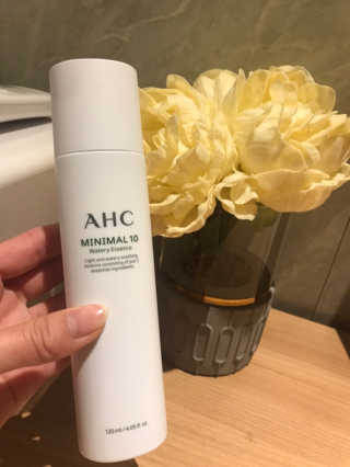 AHC 에이 에이치 씨 미니멀 10 워터리 에센스 — 5점을 준 리뷰어가 2018년 12월 올린 사용 사진