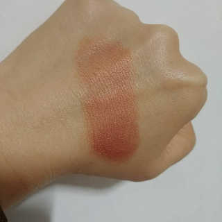 셀레뷰 온 스테이지 리퀴드  아이틴트 — 5점을 준 리뷰어가 2018년 2월 올린 사용 사진
