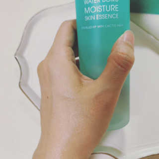 오지아이 워터 밤 모이스처 스킨 에센스 180ml — 5점을 준 리뷰어가 2020년 2월 올린 사용 사진