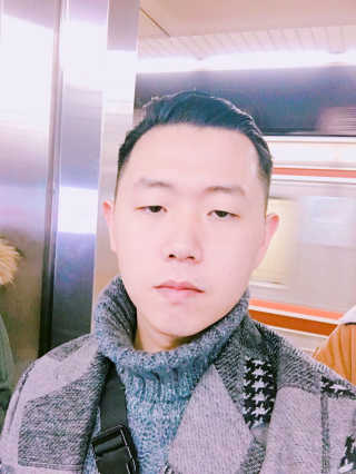 다슈코리아 다슈 클래식 리뉴얼 익스트림 레드 포마드 — 5점을 준 리뷰어가 2017년 4월 올린 사용 사진