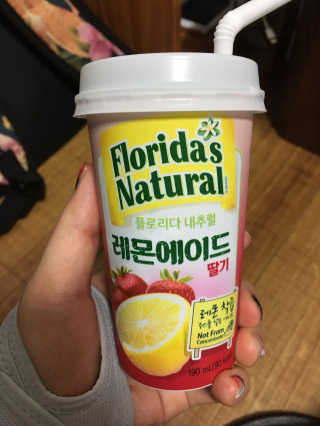 플로리다 내추럴 플로리다내추럴 레몬에이드  2종 — 5점을 준 리뷰어가 2018년 7월 올린 사용 사진