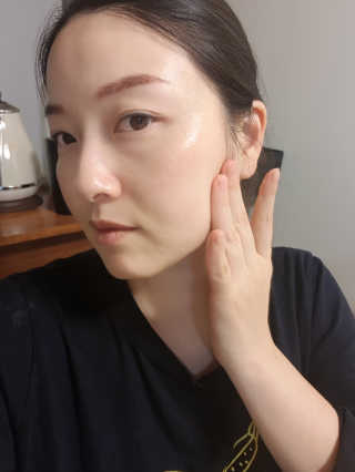 XYZ FORMULA 워터폴 라인 세라크라운 메모리 크림 — 4.83점을 준 리뷰어가 2018년 2월 올린 사용 사진