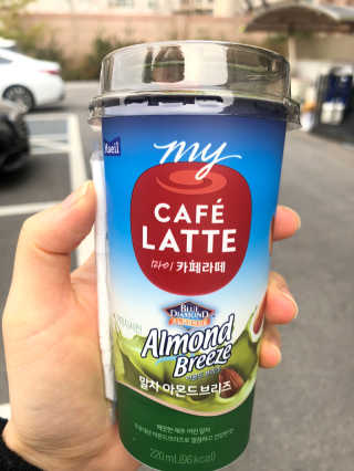 마이카페라떼 말차 아몬드브리즈 7개입 — 4점을 준 리뷰어가 2019년 11월 올린 사용 사진