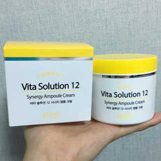 지고트 비타솔루션12 시너지 앰플 크림 100ml — 5점을 준 리뷰어가 2019년 6월 올린 사용 사진