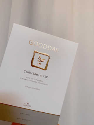 GoodDay Skincare GoodDay 강황 마스크 — 4점을 준 리뷰어가 2020년 1월 올린 사용 사진