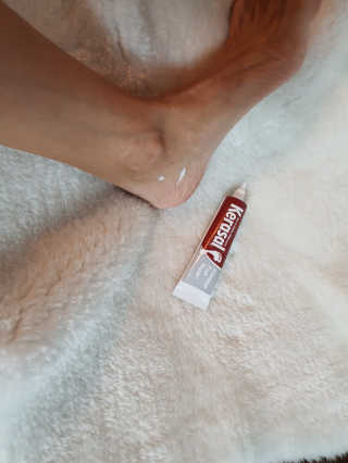 케라셀 풋크림 케라셀 인텐시브 풋 리페어 — 4점을 준 리뷰어가 2019년 10월 올린 사용 사진