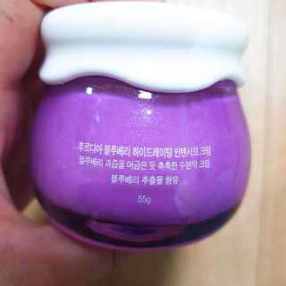 [후르디아] 72시간 블루베리 속살 수분크림 — 3점을 준 리뷰어가 2019년 7월 올린 사용 사진