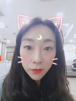 밀키드레스 바비메이크 펜 아이라이너 — 4.67점을 준 리뷰어가 2018년 9월 올린 사용 사진