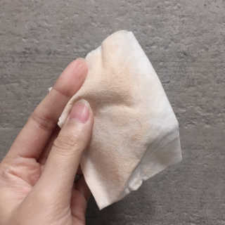 메이크업 이레이져 바이 컬러딥 래버러토리즈 — 3.5점을 준 리뷰어가 2020년 1월 올린 사용 사진