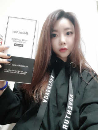 JM솔루션 물광 볼륨 파워 스페셜 — 4.17점을 준 리뷰어가 2018년 12월 올린 사용 사진