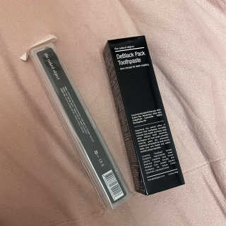 the naked object 디블랙팩치약 디블랙칫솔 세트 — 4점을 준 리뷰어가 2020년 2월 올린 사용 사진