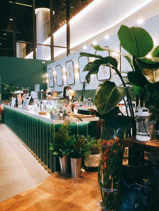 까치화방_종로점 [까치화방] 오픈토스트세트+수제청음료+커피+하루꽃 — 4.5점을 준 리뷰어가 2018년 12월 올린 사용 사진