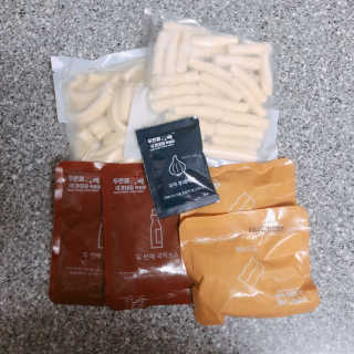 두번째 국떡 국가대표 떡볶이 1팩 + 영미칩 2봉 증정 — 5점을 준 리뷰어가 2019년 2월 올린 사용 사진