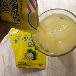 장수농가 리얼깔라만시 원샷 50ml 10팩+보틀 — 4점을 준 리뷰어가 2019년 5월 올린 사용 사진