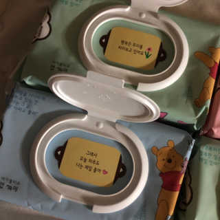 보솜이 아기물티슈 베이비케어 푸에디션 캡 74매 10입 — 4점을 준 리뷰어가 2019년 4월 올린 사용 사진