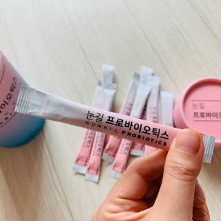 눈길 프로바이오틱스 눈길 콜라겐 프로바이오틱스 — 5점을 준 리뷰어가 2019년 11월 올린 사용 사진