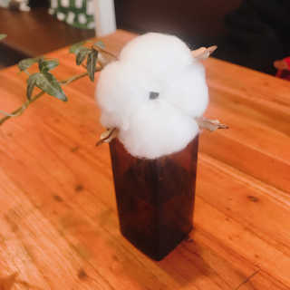 카페아비오 [카페 아비오] 크리스마스 마카롱 3개세트+커피 2잔 — 5점을 준 리뷰어가 2018년 11월 올린 사용 사진