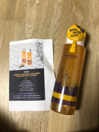 [후르디아] 대용량 약산성 블루베리 허니 꿀광토너 — 5점을 준 리뷰어가 2019년 8월 올린 사용 사진