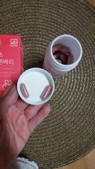 네츄럴굿띵스 잇츠 크랜베리 1병 30일분 — 5점을 준 리뷰어가 2019년 11월 올린 사용 사진