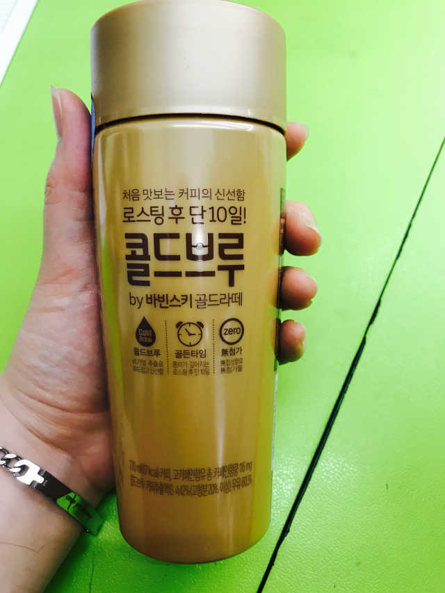 콜드브루 골드라떼, 바닐라라떼 리뷰 사진
