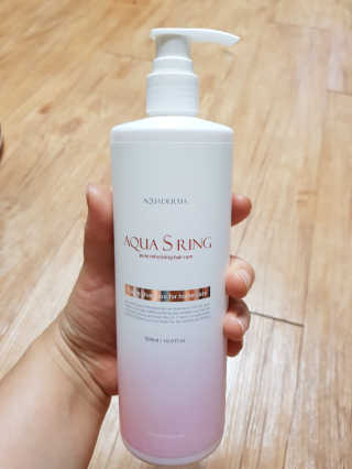 아쿠아큐링 아쿠아S링 퓨어리프레싱 헤어케어 500ml — 4.33점을 준 리뷰어가 2018년 8월 올린 사용 사진