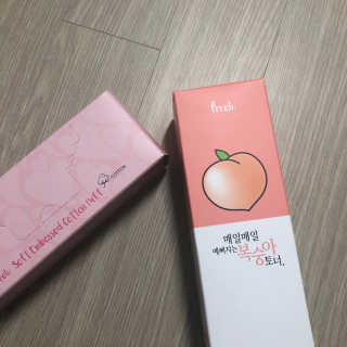 프레티 복숭아 토너 + 소프트 엠보 코튼 화장솜 — 4.5점을 준 리뷰어가 2019년 4월 올린 사용 사진