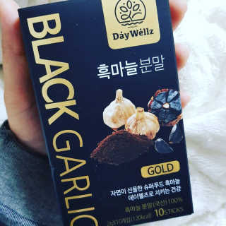 데이웰즈 흑마늘분말골드 — 4.67점을 준 리뷰어가 2017년 10월 올린 사용 사진