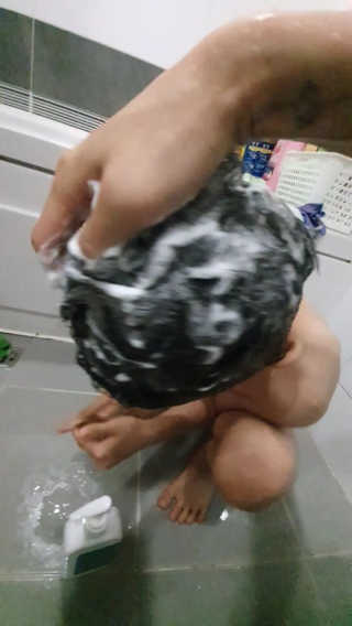 엄마프움 시알릴락토스 오가닉 샴푸앤바스 — 5점을 준 리뷰어가 2019년 11월 올린 사용 사진