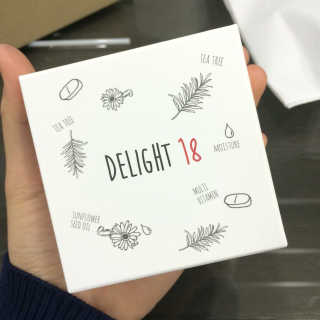 딜라잇18 I.U 화이트닝 팡 선쿠션 — 3.5점을 준 리뷰어가 2017년 1월 올린 사용 사진