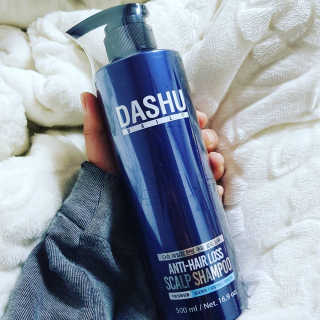 다슈코리아 다슈 데일리 한방 두피 골드 샴푸 500ml — 5점을 준 리뷰어가 2017년 10월 올린 사용 사진