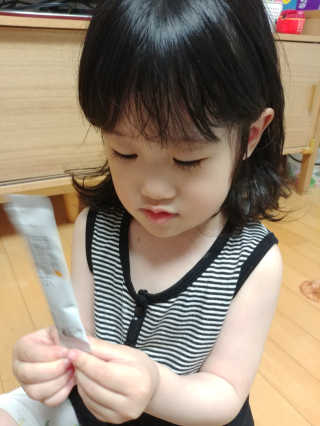 네츄럴굿띵스 퓨어 키즈 프로바이오틱스 60포 — 4점을 준 리뷰어가 2019년 6월 올린 사용 사진