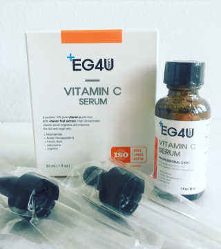 eg4u 이지포유 비타민 C 세럼 — 5점을 준 리뷰어가 2018년 8월 올린 사용 사진