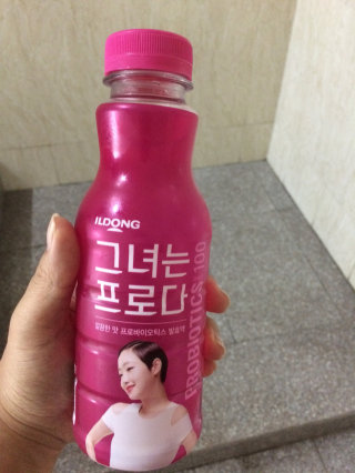 일동제약 그녀는 프로다 (깔끔한 맛) — 5점을 준 리뷰어가 2016년 8월 올린 사용 사진