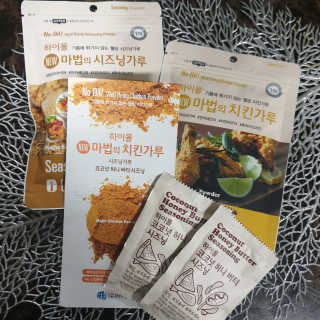 MCP 하이몰 마법의치킨가루2봉랜덤 + 코코넛허니버터2봉 — 5점을 준 리뷰어가 2020년 3월 올린 사용 사진