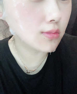웰더마 사파이어 콜라겐 임팩트 에센셜 마스크 — 5점을 준 리뷰어가 2019년 8월 올린 사용 사진