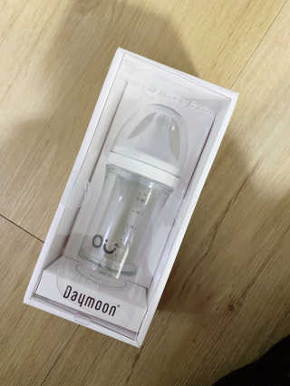 엄마의 바램을 담은 프리미엄 감성젖병 오유위시 90ml — 5점을 준 리뷰어가 2020년 3월 올린 사용 사진