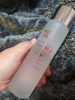 (주)에네스티 미스랩 갈락토미세스 클리어 플러스 에센스 — 5점을 준 리뷰어가 2019년 10월 올린 사용 사진