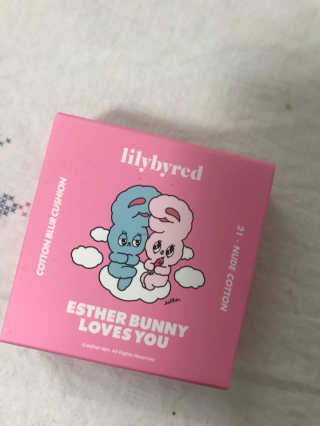 릴리바이레드 코튼블러쿠션 에스더버니에디션 — 1.5점을 준 리뷰어가 2019년 5월 올린 사용 사진