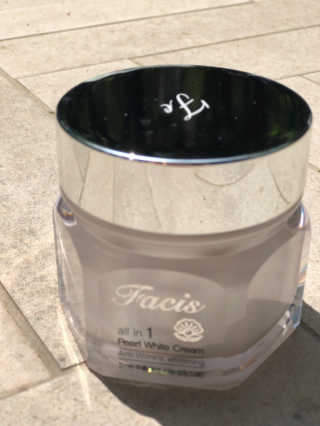 파시스 올인원 진주 화이트닝 크림 100ml — 5점을 준 리뷰어가 2019년 5월 올린 사용 사진