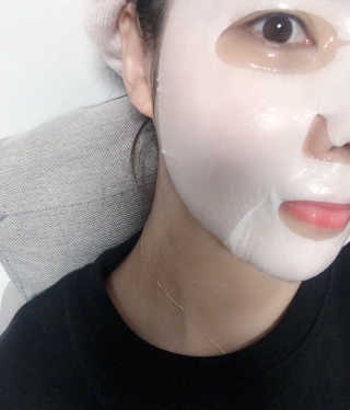 오아이엠 마스크팩 2종 _  꿀보카도 or 노니시카 — 5점을 준 리뷰어가 2019년 5월 올린 사용 사진