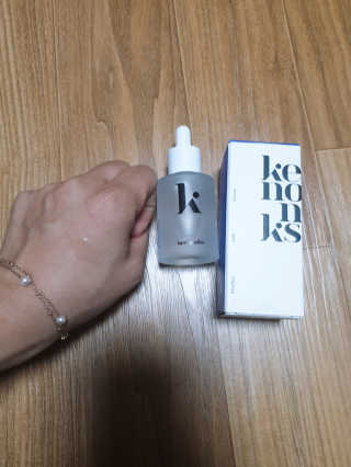 키노닉스 펀더멘탈 하이드레이팅 앰플 부스터 — 5점을 준 리뷰어가 2019년 4월 올린 사용 사진