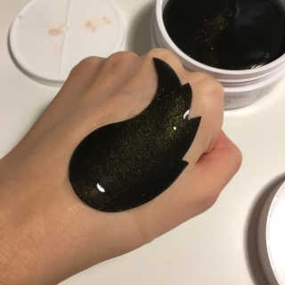 푸츄푸츄 Real repair skin cell premium patch — 5점을 준 리뷰어가 2018년 11월 올린 사용 사진