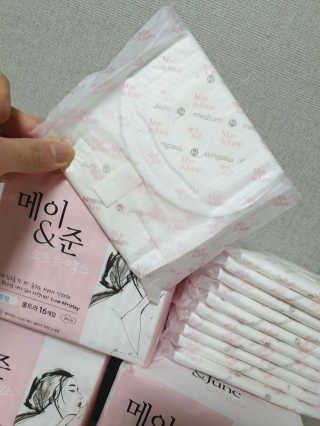 메이앤준 소프트맥스 생리대 — 5점을 준 리뷰어가 2019년 4월 올린 사용 사진