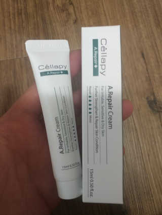 셀라피 에이리페어플러스크림 — 4.17점을 준 리뷰어가 2018년 4월 올린 사용 사진
