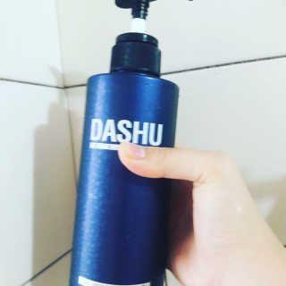 다슈코리아 다슈 데일리 한방 두피 골드 샴푸 500ml — 4.17점을 준 리뷰어가 2017년 11월 올린 사용 사진