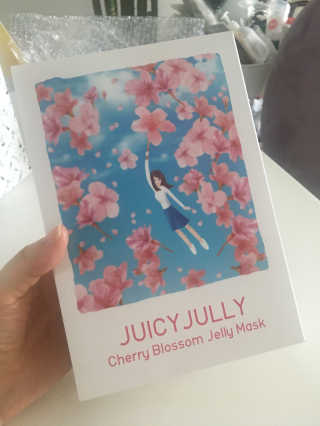 쥬시줄리 체리블라썸 젤리겔 마스크 — 5점을 준 리뷰어가 2020년 3월 올린 사용 사진