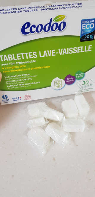 에코두 식기세척기세제 타블렛 600g — 5점을 준 리뷰어가 2019년 10월 올린 사용 사진